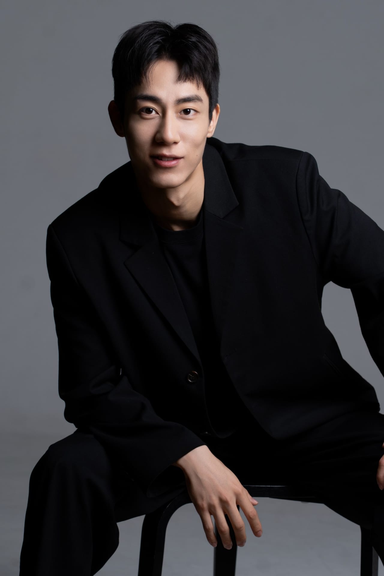 김신율